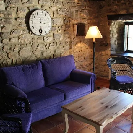 Rural La Tahona De Besnes Otel Arenas De Cabrales