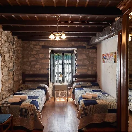 Rural La Tahona De Besnes 2*