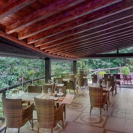 Rural La Tahona De Besnes 酒店 阿里纳斯·德·卡伯瑞勒斯