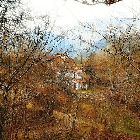 Rural La Tahona De Besnes Otel