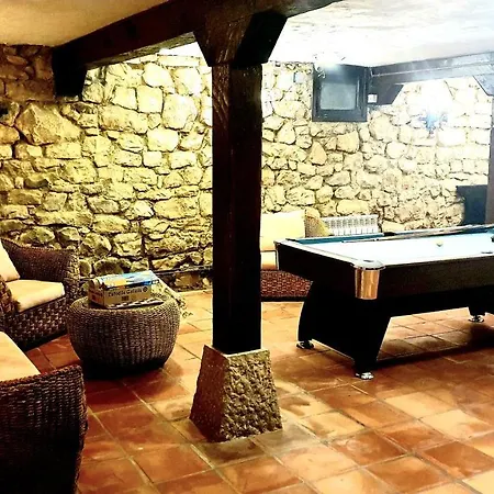 Rural La Tahona De Besnes Hotel