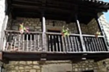 Rural La Tahona De Besnes Otel